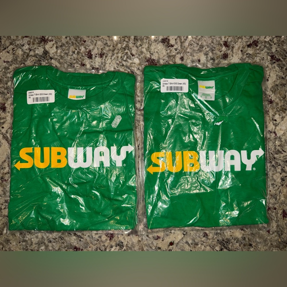 Employee Short Sleeve Shirt Xtra Small 2 Total